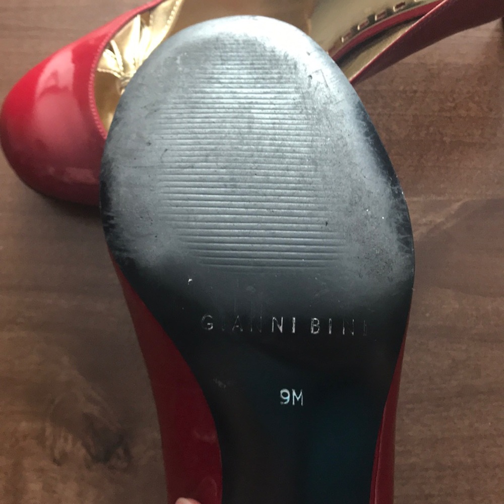 Red Gianni Bini size 9 heels - Picture 5 of 5